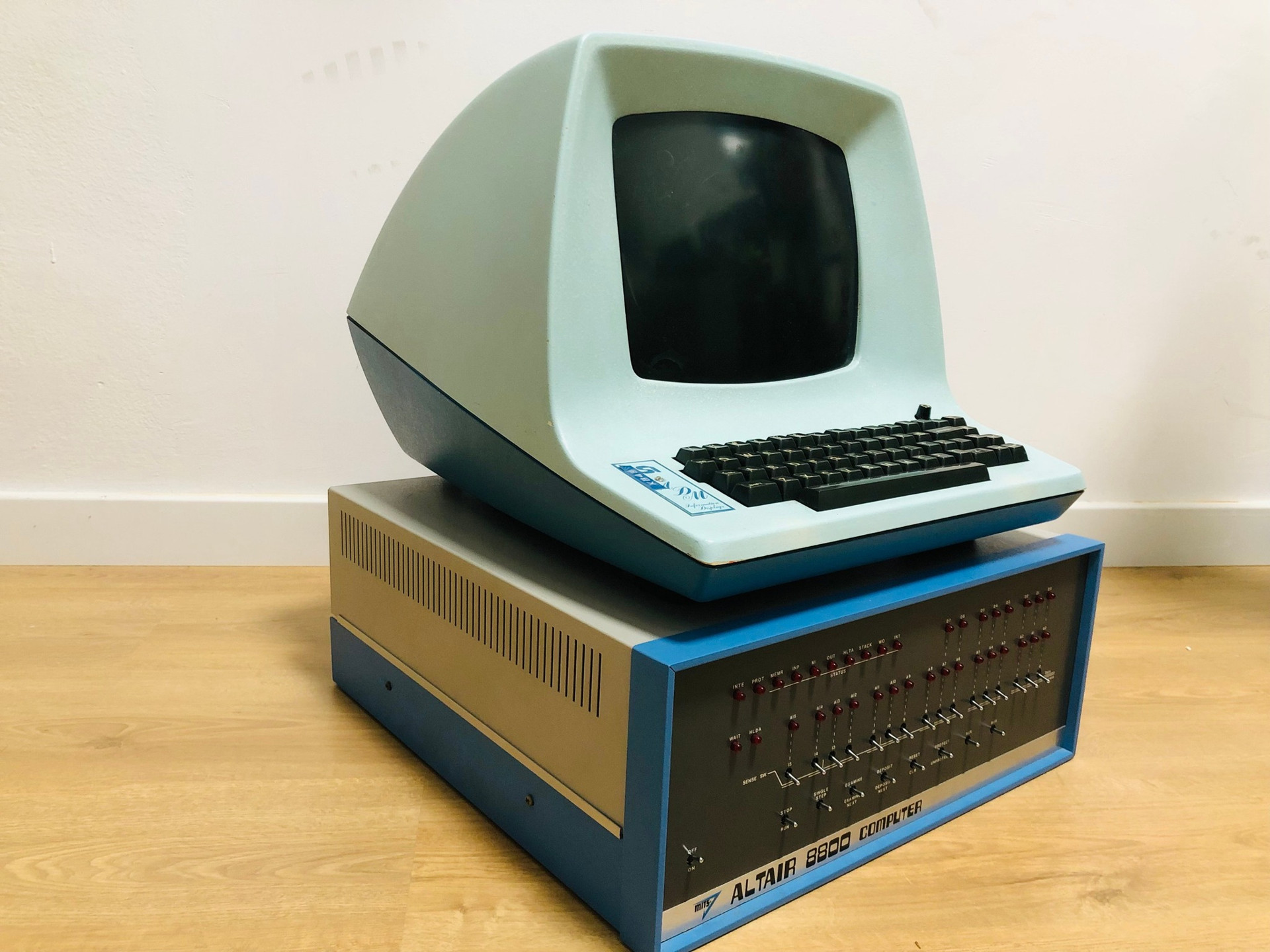 MITS Altair 8800 Computer 1
