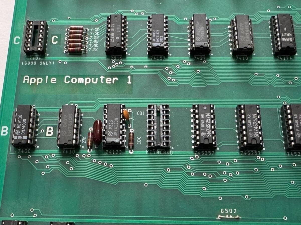 Apple 1 Replica 4