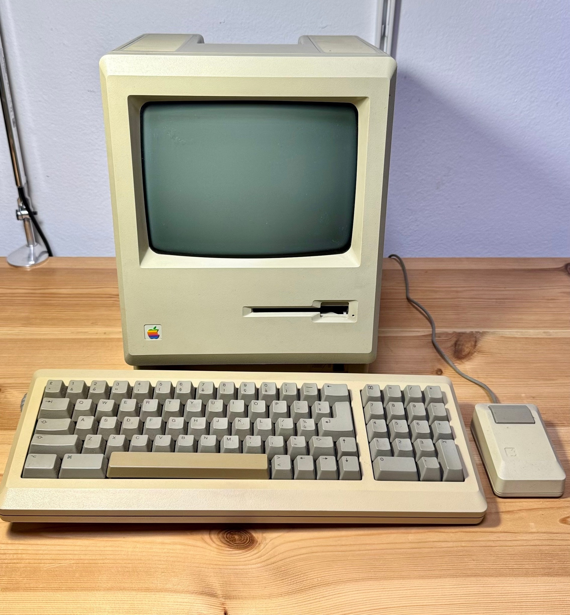 Apple Macintosh 512k 4