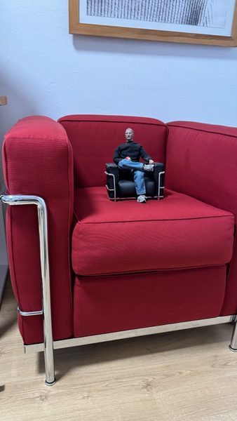 Le Corbusier LC2 Petite Armchair