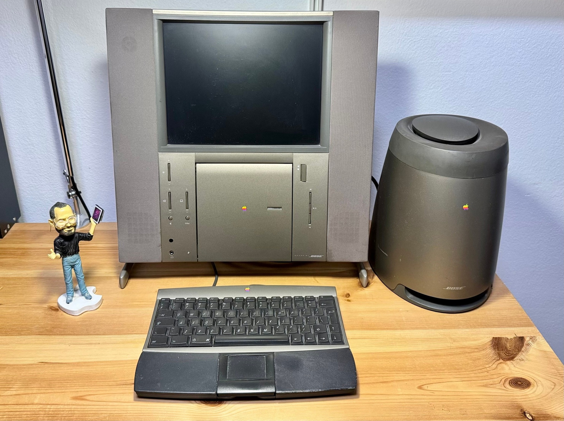 Apple Twentieth Anniversary Macintosh 1