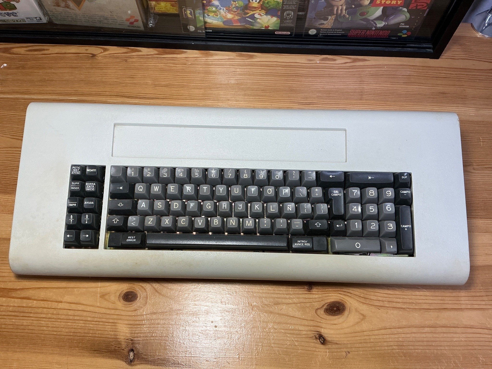 IBM 5251 Terminal Keyboard