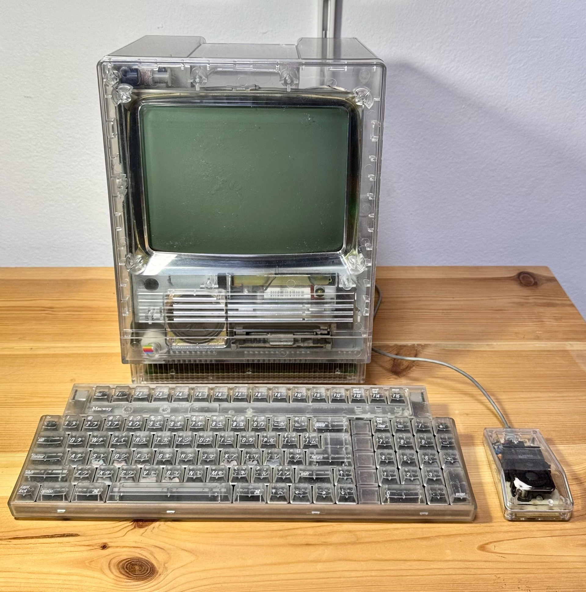 Apple Macintosh SE/30 Clear Case 1