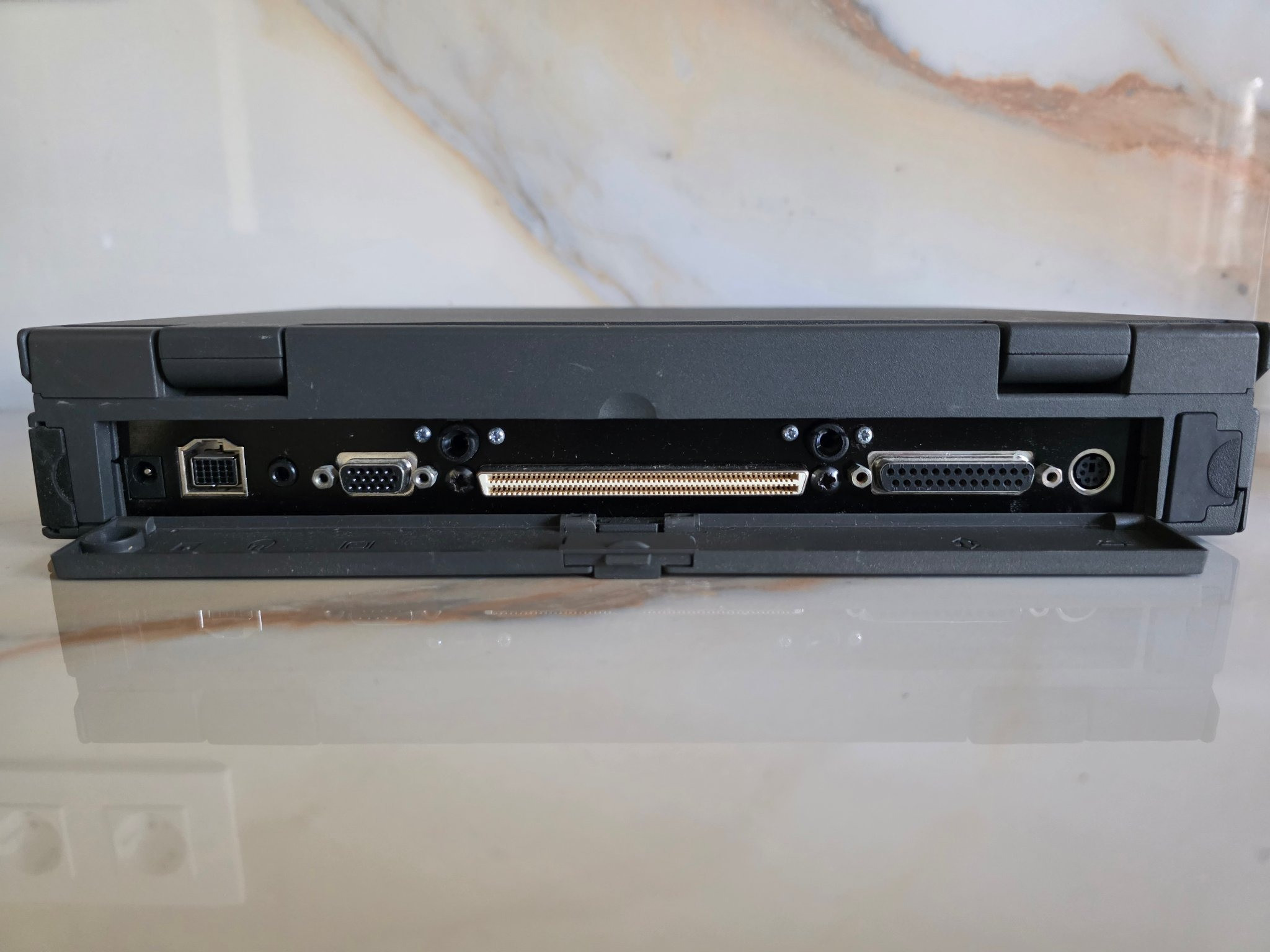 Tadpole ALPHAbook 1 4